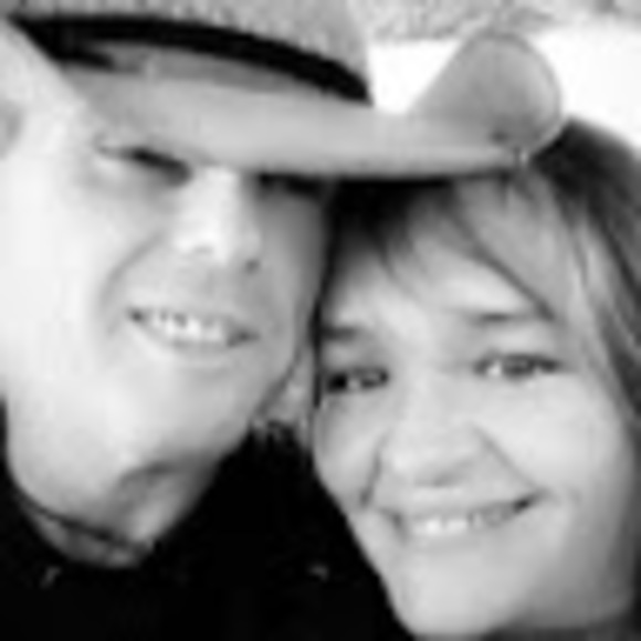 Meet your Posher, Crystal - Picture 1 of 1